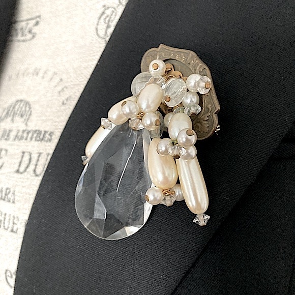 VINTAGE Crystal Drop Beaded Brooch - Picture 2 of 6